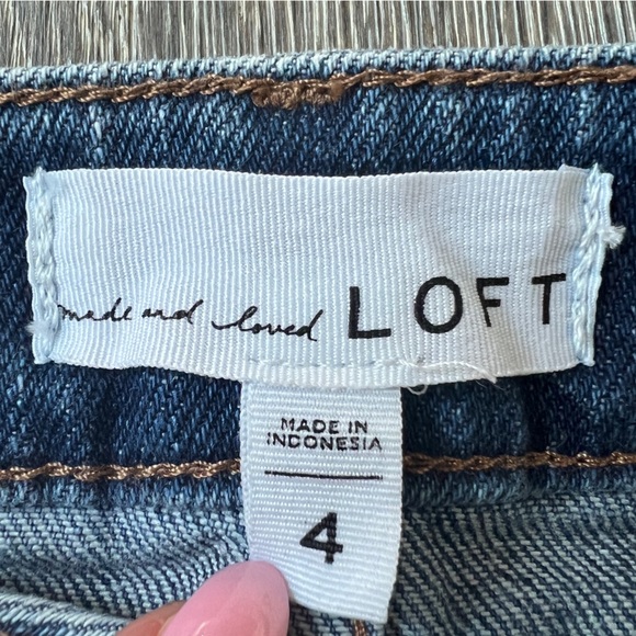 Loft Tribal Blue Jean Denim Frayed Hem Mini Skirt. Women’s 4 - Picture 6 of 8